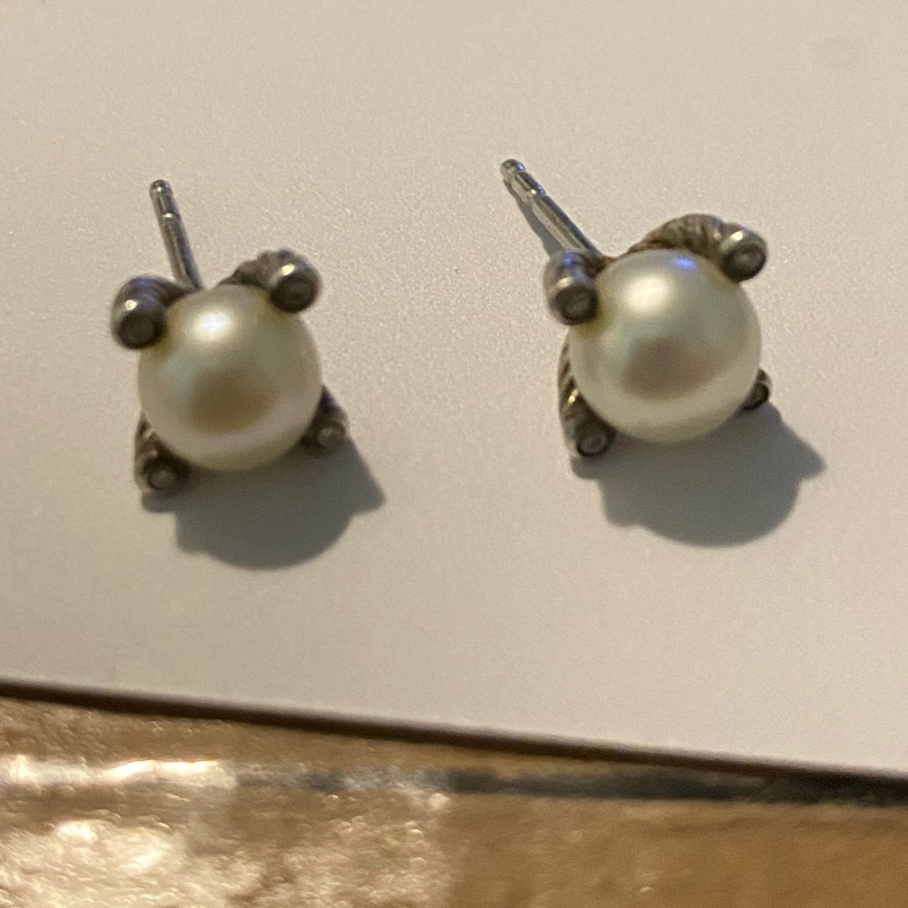 David Yurman Pearl Earrings